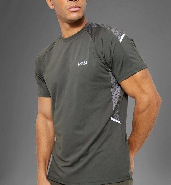Man Active Gym Panel Fit T-Shirt